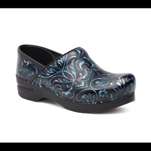 Dansko Women Shoes Blue Damask Professional Clogs